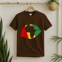 African Colors Lipstick Print T-Shirt