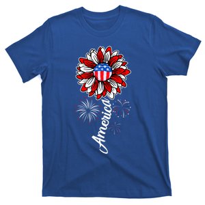 America Flag Sunflower 4th Of July Funny Mom Dad Cute Gift T-Shirt