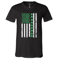 American Flag St Patricks Day Vintage Irish Lucky V-Neck T-Shirt