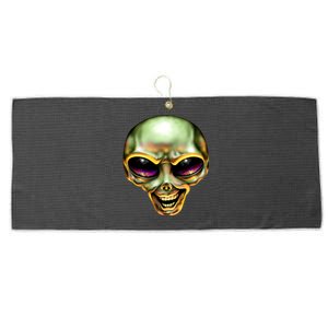 Alien Grin Large Microfiber Waffle Golf Towel