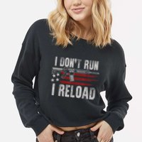 AR15 Gun American Flag I Don't Run I Reload I Dont Run Cropped Pullover Crew