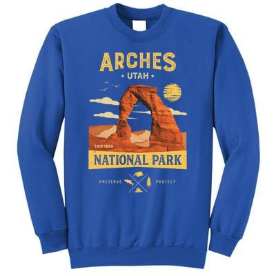 Arches Gift National Park Delicate Arch Vintage Gift Sweatshirt