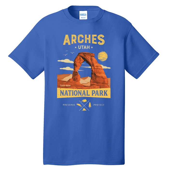 Arches Gift National Park Delicate Arch Vintage Gift Tall T-Shirt