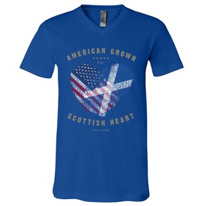 American Grown Scottish Heart Love Scotland Flag Gift V-Neck T-Shirt