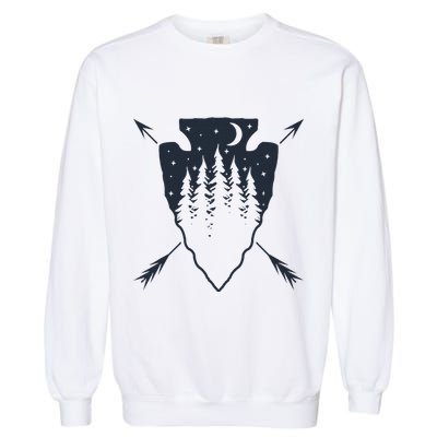Arrowhead Hunting Pine Tree Moon Scenery Arrowhead Hunter Garment-Dyed Sweatshirt