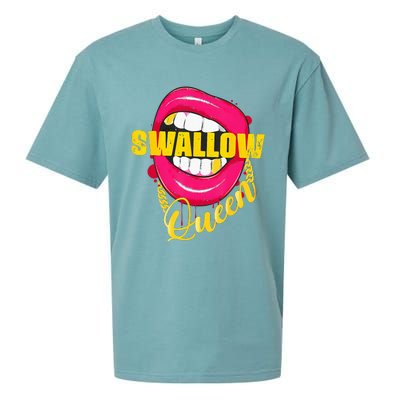 Adult Humor Swallow Queen Lips Golden Necklace Naughty Queen Sueded Cloud Jersey T-Shirt