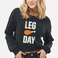 A Highly Valuable Video That Goes Straight To The Heart Of Modern Relationships. Cropped Pullover Crew