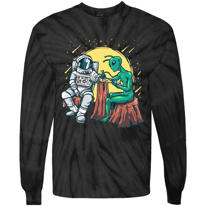 Alien Inking Astronaut Ink Funny Tattoo Artist Tie-Dye Long Sleeve Shirt