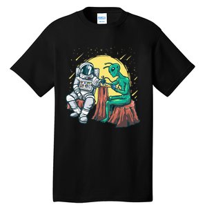 Alien Inking Astronaut Ink Funny Tattoo Artist Tall T-Shirt