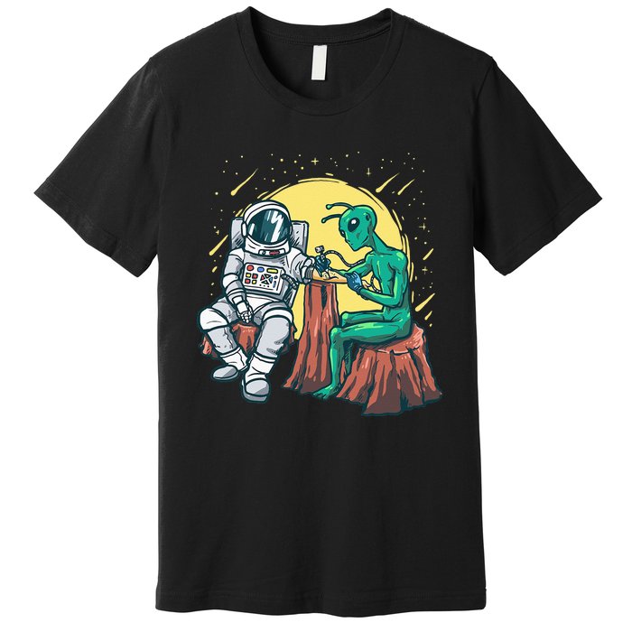 Alien Inking Astronaut Ink Funny Tattoo Artist Premium T-Shirt