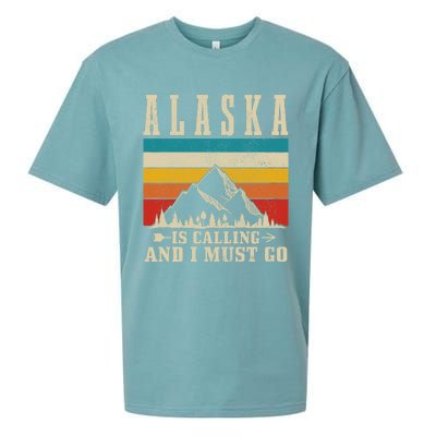 Alaska Is Calling & I Must Go Vintage Mountains Hiking Hiker Sueded Cloud Jersey T-Shirt