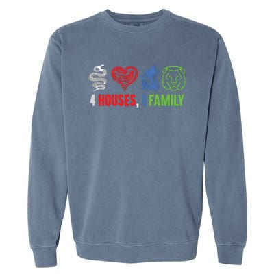 Altruismo IsibindiAmistad Reveur Rca 4 Houses 1 Family Garment-Dyed Sweatshirt