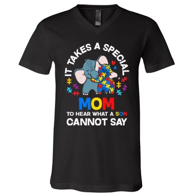 Autism It Takes A Special Mom Autistic Son Proud Autism Mom V-Neck T-Shirt