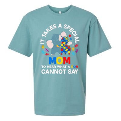 Autism It Takes A Special Mom Autistic Son Proud Autism Mom Sueded Cloud Jersey T-Shirt