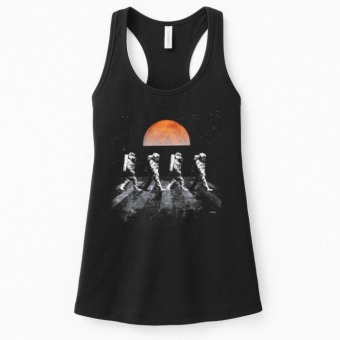 Astronauts In Walking In Space Occupy Mars Womens Tank Top