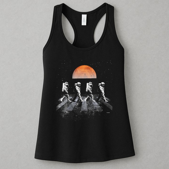 Astronauts In Walking In Space Occupy Mars Womens Tank Top