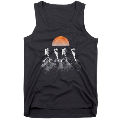 Astronauts In Walking In Space Occupy Mars Tank Top