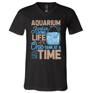 Aquarium Junkie And Fishkeeping Lover Fish Tank Aquarium V-Neck T-Shirt