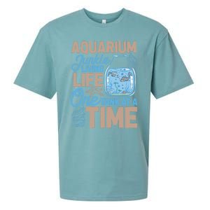 Aquarium Junkie And Fishkeeping Lover Fish Tank Aquarium Sueded Cloud Jersey T-Shirt