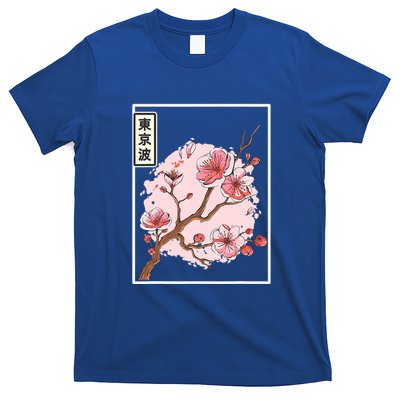 Aesthetic Japanese Style Cherry Blossom Tree Sakura Japan T-Shirt