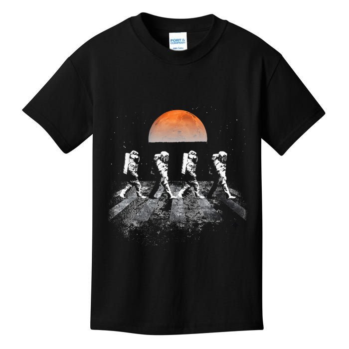Astronauts Journey To Mars Astronauts In Walking In Space Kids T-Shirt