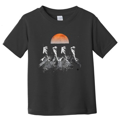 Astronauts Journey To Mars Astronauts In Walking In Space Toddler T-Shirt