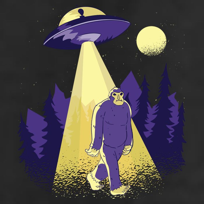 Aliens Kidnapping Bigfoot Adult Drive Performance Visor