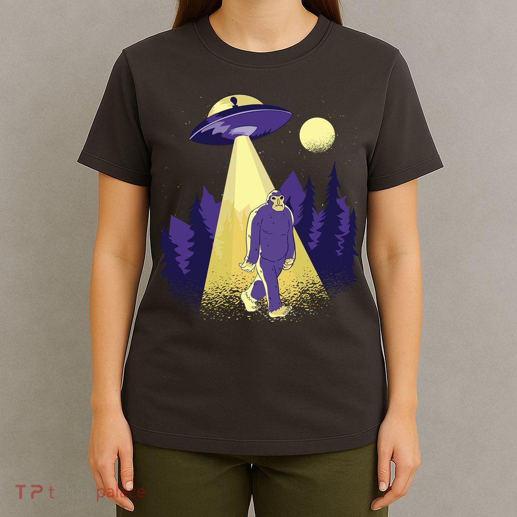Aliens Kidnapping Bigfoot T-Shirt