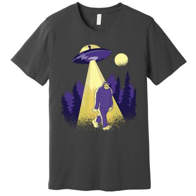 Aliens Kidnapping Bigfoot Premium T-Shirt