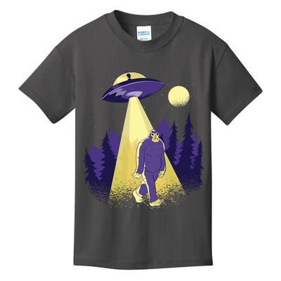 Aliens Kidnapping Bigfoot Kids T-Shirt