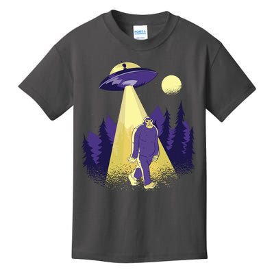 Aliens Kidnapping Bigfoot Kids T-Shirt