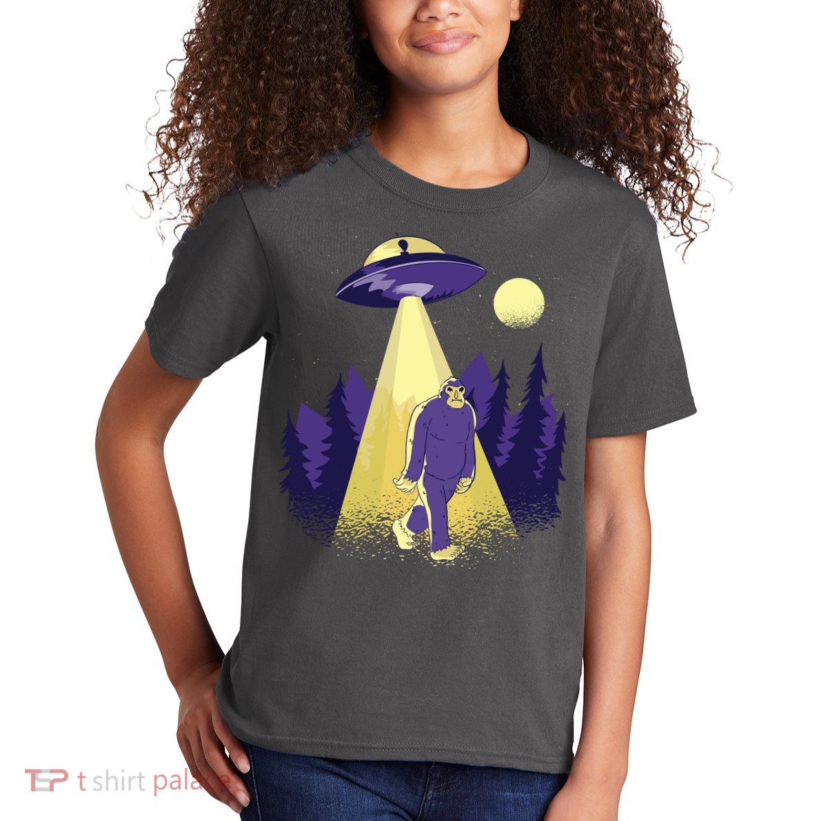 Aliens Kidnapping Bigfoot Kids T-Shirt