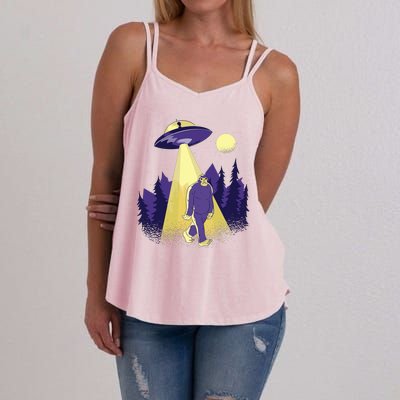 Aliens Kidnapping Bigfoot Women's Strappy Tank