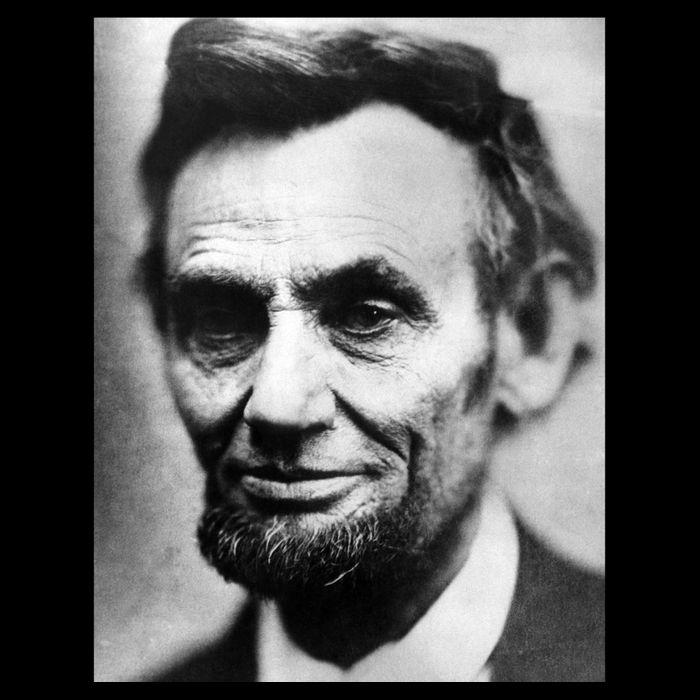 Abraham Lincoln Close Up Portrait Photo Picture 16 in Basic Backpack