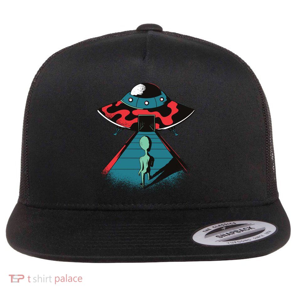 Alien Entering UFO Flatbill Hat