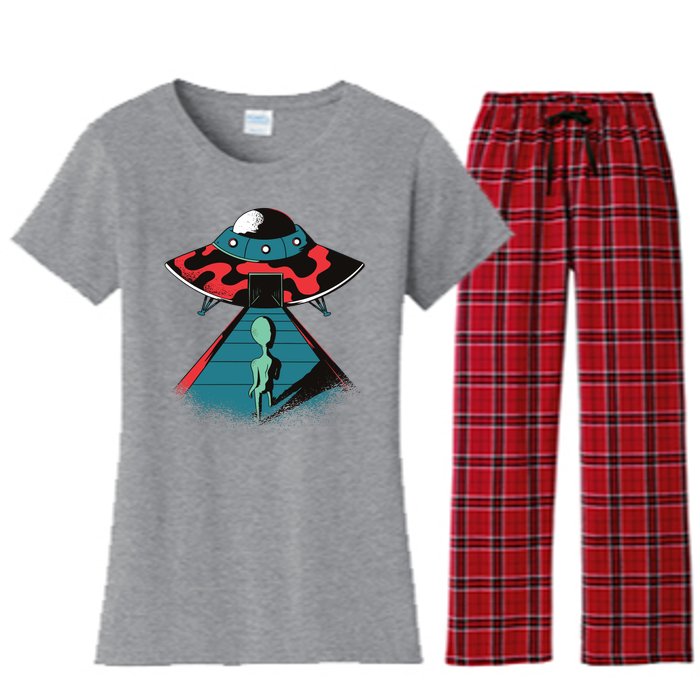 Alien Entering UFO Women's Flannel Pajama Set