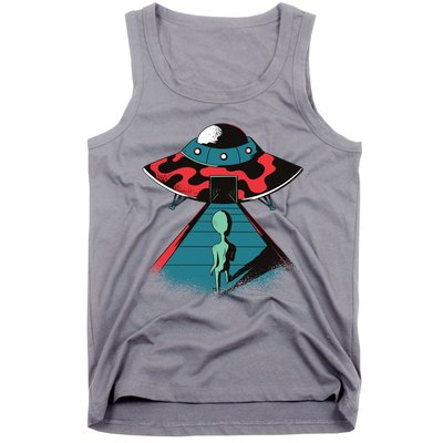 Alien Entering UFO Tank Top