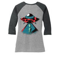 Alien Entering UFO Women's Tri-Blend 3/4-Sleeve Raglan Shirt