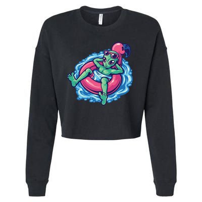 Alien On Flamingo Floaty Funny Cropped Pullover Crew