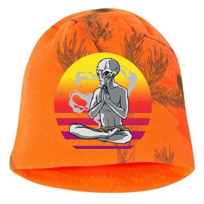 Alien Meditating Alien Yoga Meditationn Namaste Yoga Zen Ufo Kati - Camo Knit Beanie