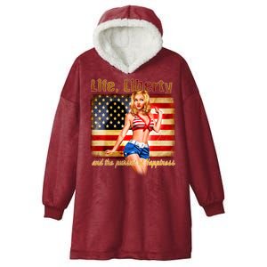 American Pinup Girl - Life Liberty And The Pursuit Of Happiness Hooded Wearable Blanket