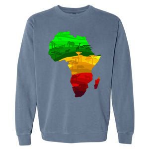 Africa Map Green Yellow Red Proud African Pride Juneteenth Garment-Dyed Sweatshirt