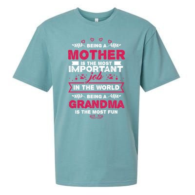 A Mother Is The Most Important Job In The World Mom Mommy Cute Gift Sueded Cloud Jersey T-Shirt