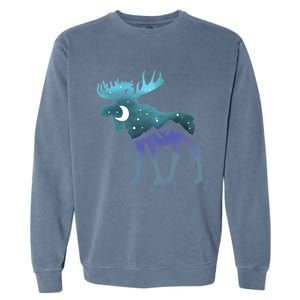 Artistic Moose Night Sky Moon And Stars Retro Graphic Cute Gift Garment-Dyed Sweatshirt