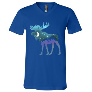 Artistic Moose Night Sky Moon And Stars Retro Graphic Cute Gift V-Neck T-Shirt