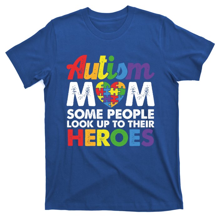 Autism Mom Raising My Hero Autism Awareness Puzzle Heart Cute Gift T-Shirt