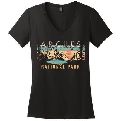 Arches National Park Women's V-Neck T-Shirt