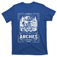 Arches National Park Vintage Camping Vacation Souvenir Gift T-Shirt