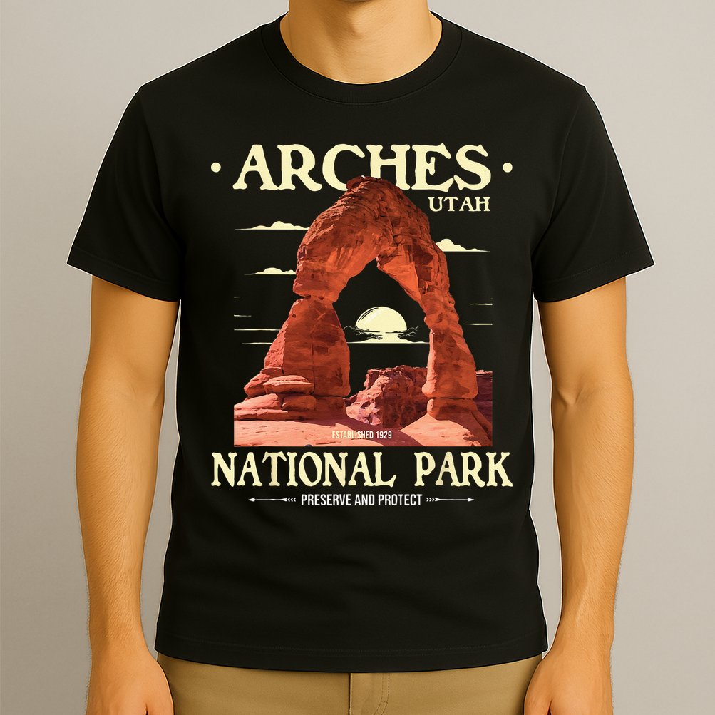 Arches National Park Retro Hiking & Camping Lover T-Shirt