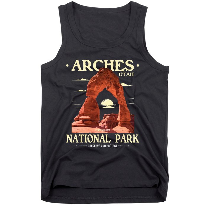 Arches National Park Retro Hiking & Camping Lover Tank Top